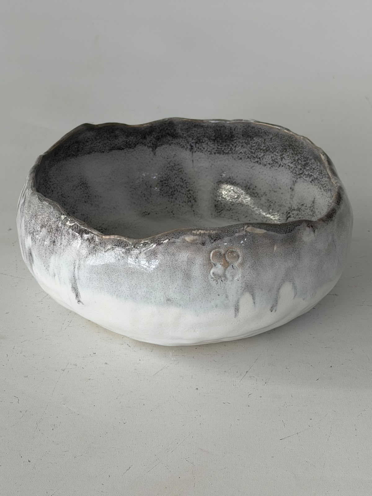 Fuente Gris 23cm