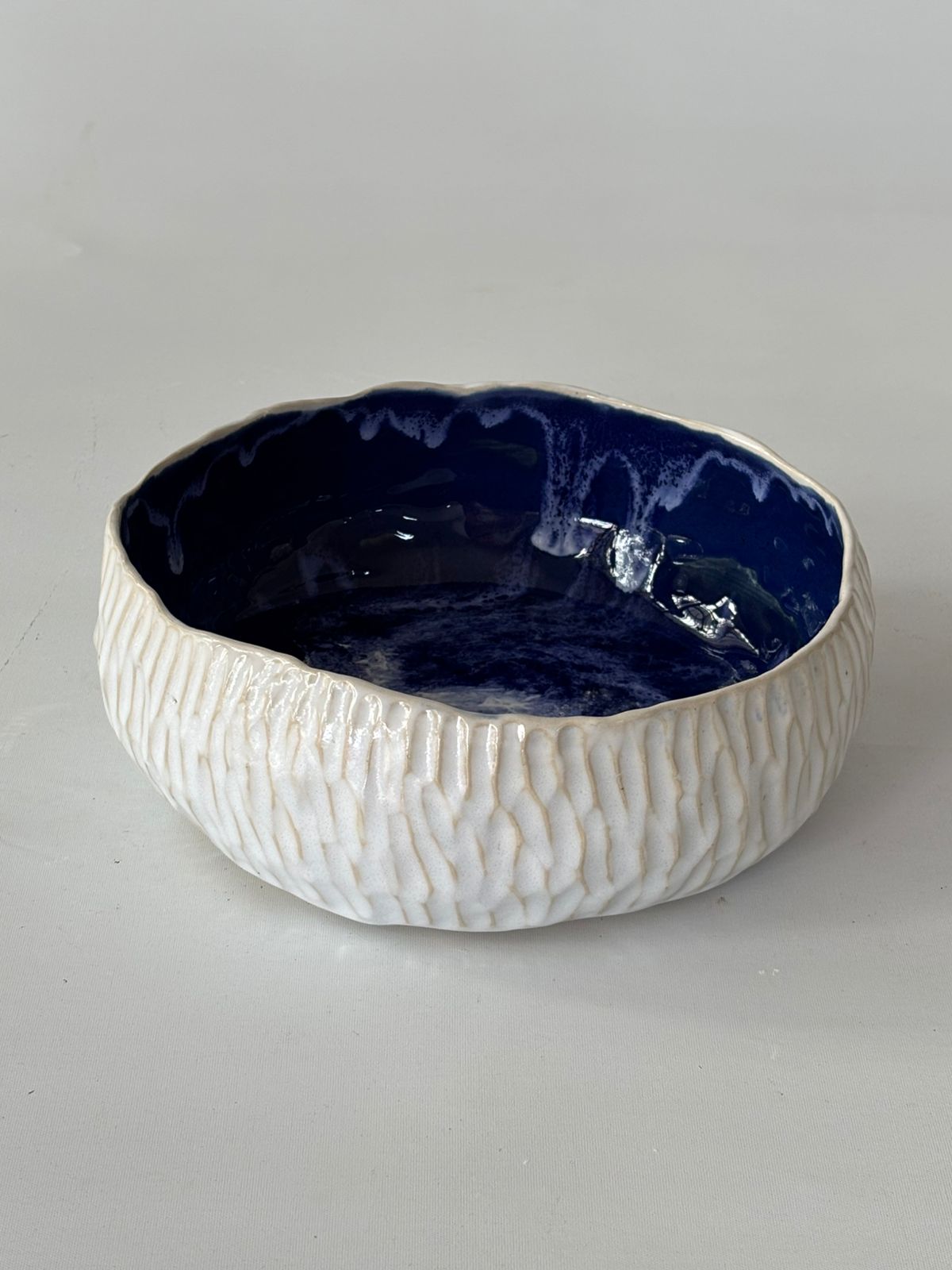 Fuente con textura Cobalto - 21 cm