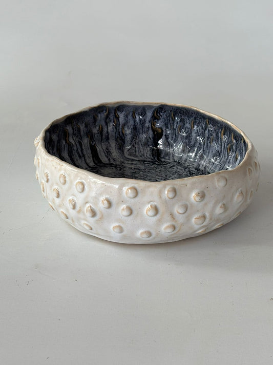 Fuente con puntos - 21 cm